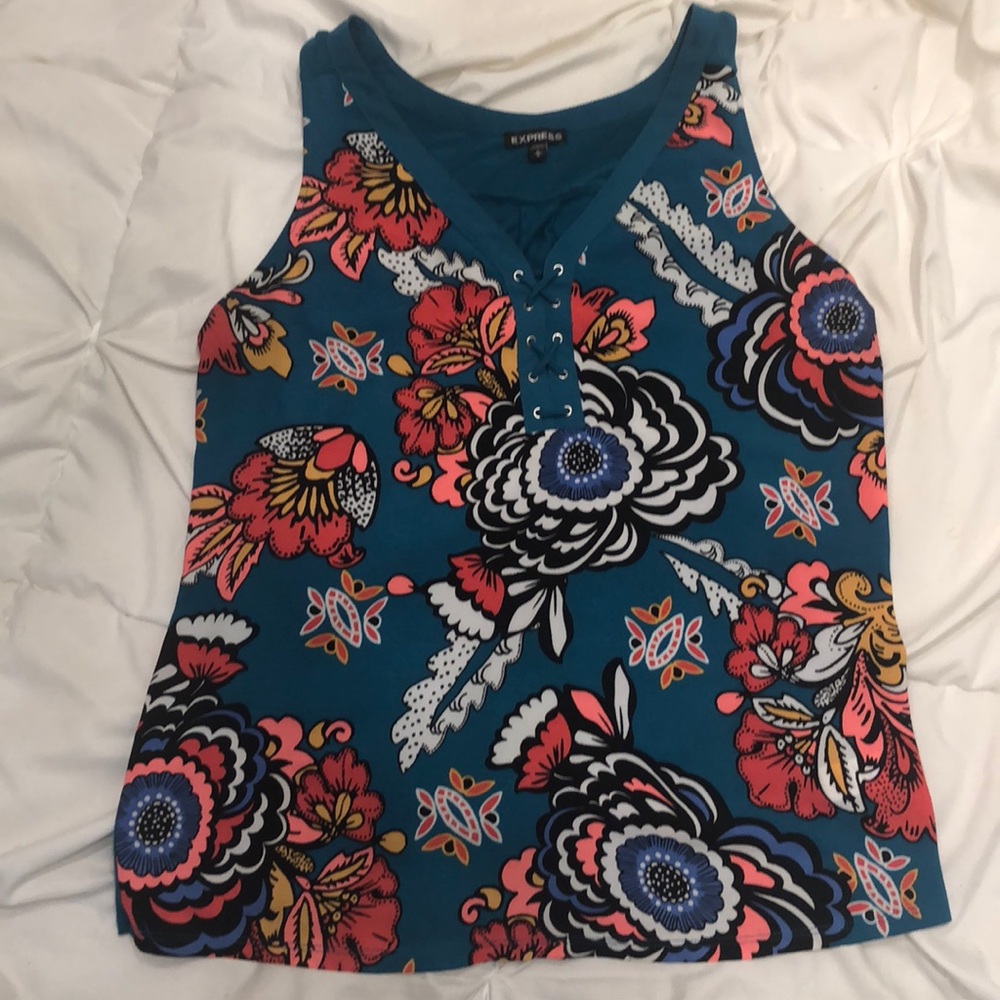 Express floral tank
